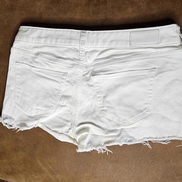 Express White Denim Shorts Size 2 - Picture 3 of 3